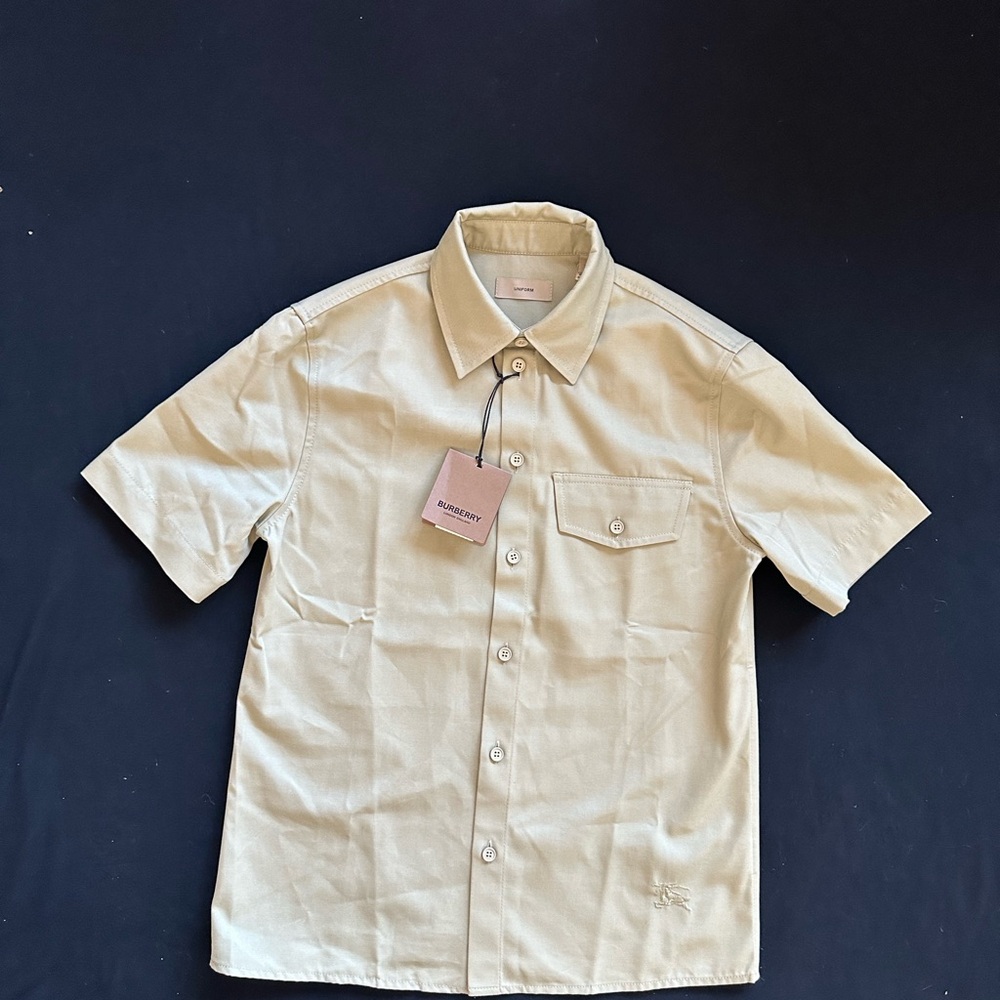 Burberry Uniform Light Tan Sage Short Sleeve Safari style Shirt size 2 Hunter